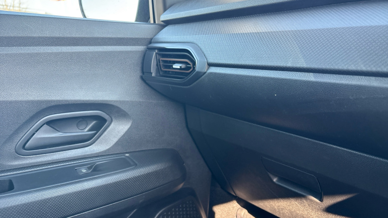 Dacia Sandero Stepway 1.0 TCe Essential 5dr Petrol Hatchback